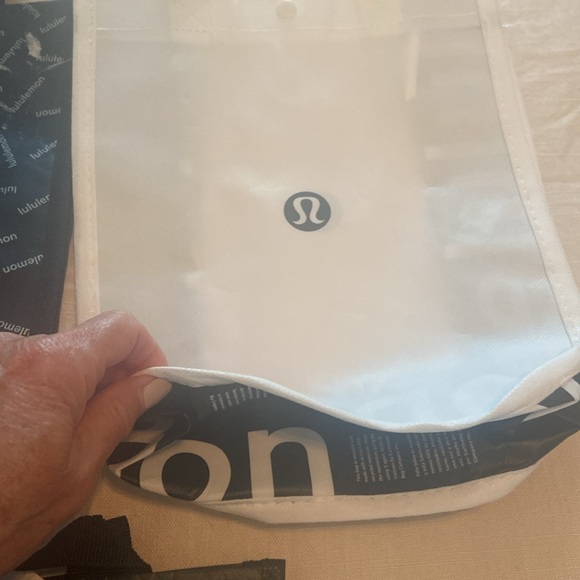 lululemon athletica Black and White Tote Bags - Picture 3 of 4